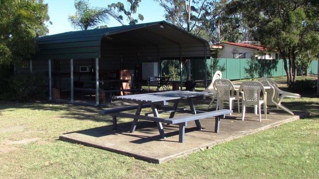 Homestead Caravan Park Nanango Экстерьер фото