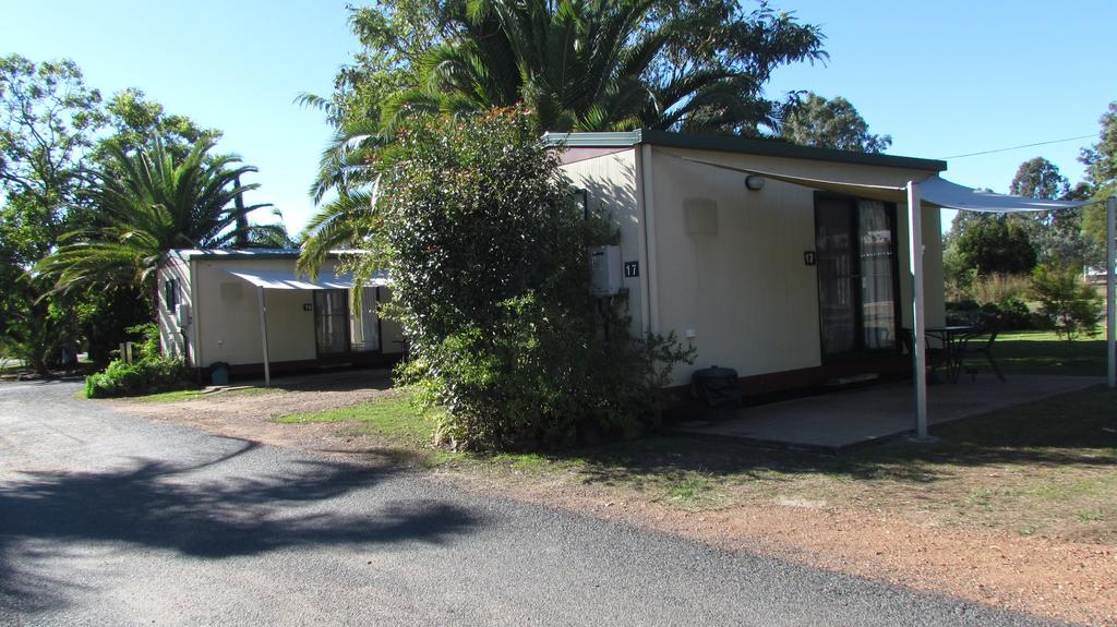 Homestead Caravan Park Nanango Экстерьер фото