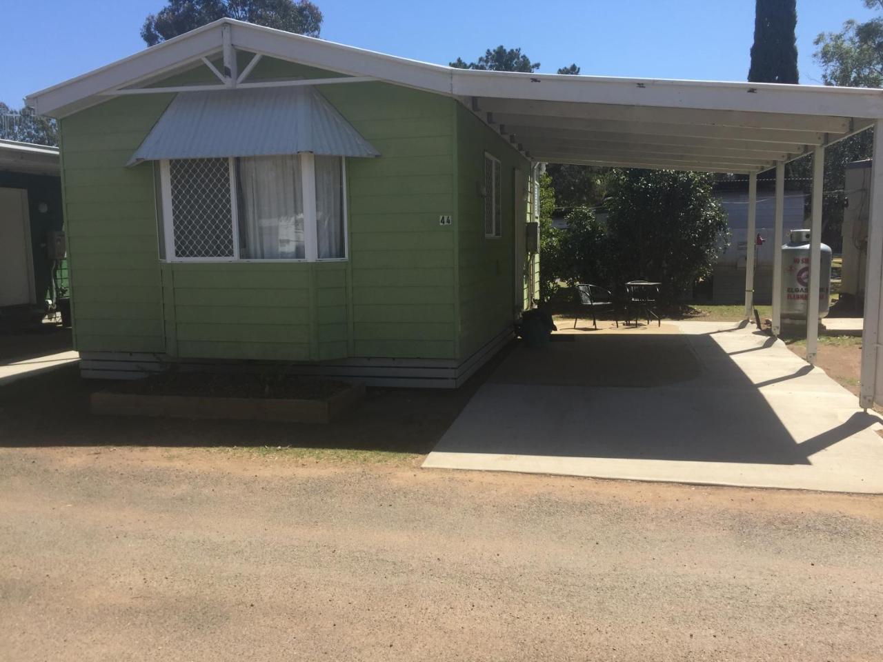 Homestead Caravan Park Nanango Экстерьер фото